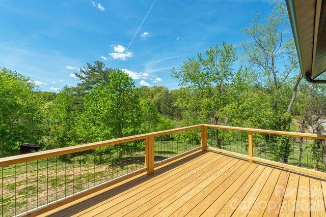 57 Mezzo Cove, Asheville, NC 28804