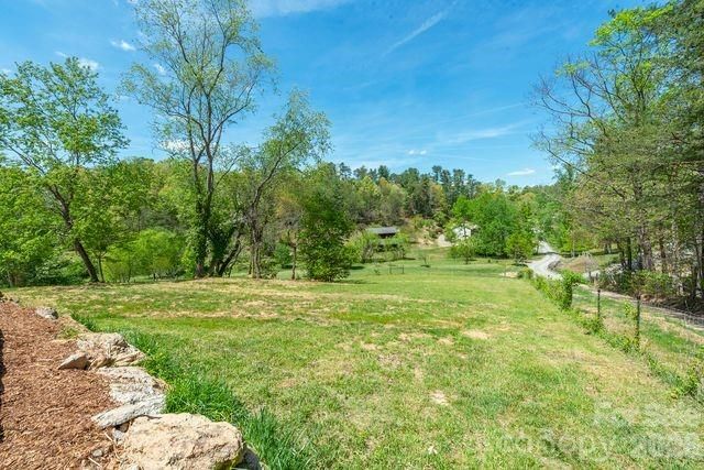 57 Mezzo Cove, Asheville, NC 28804