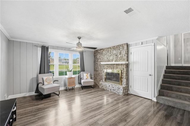 5107 N Highland Avenue, Kansas City, MO 64118