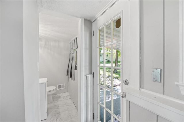5107 N Highland Avenue, Kansas City, MO 64118