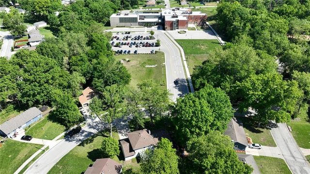 5107 N Highland Avenue, Kansas City, MO 64118