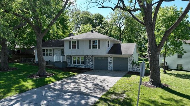5107 N Highland Avenue, Kansas City, MO 64118