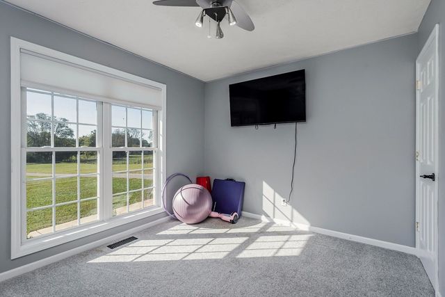 1945 Golden Mountain Rd, Sparta, TN 38583