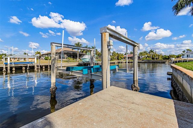 400 GUN CAY LANE, Punta Gorda, FL 33950