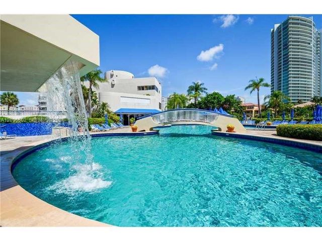 19707 Turnberry Way 4L, Aventura, FL 33180