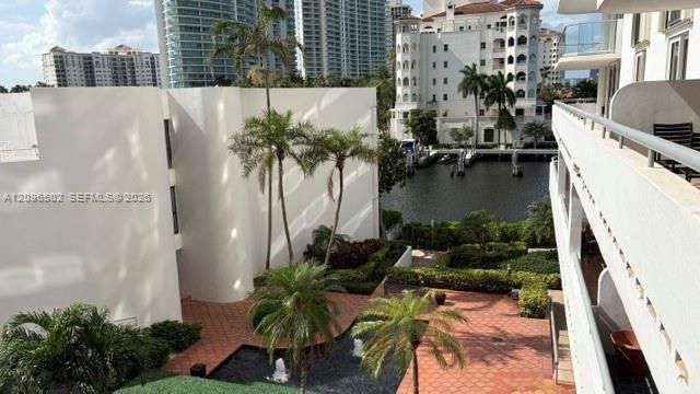 19707 Turnberry Way 4L, Aventura, FL 33180