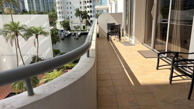 19707 Turnberry Way 4L, Aventura, FL 33180