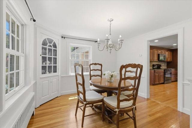 42 Birchtree Dr, Westwood, MA 02090