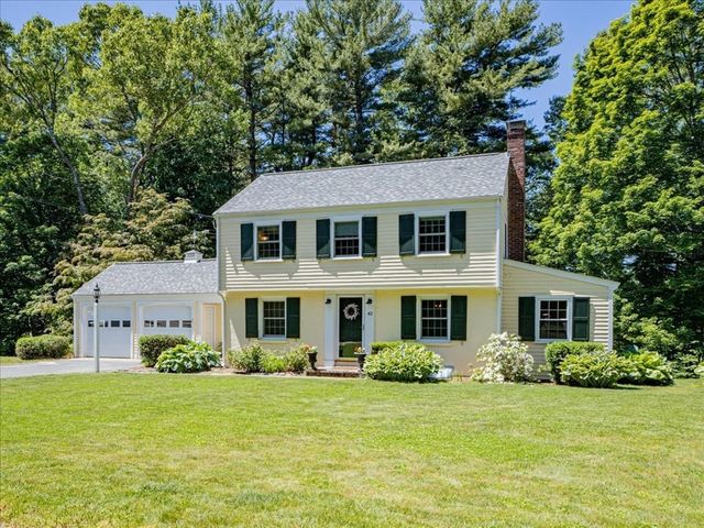 42 Birchtree Dr, Westwood, MA 02090