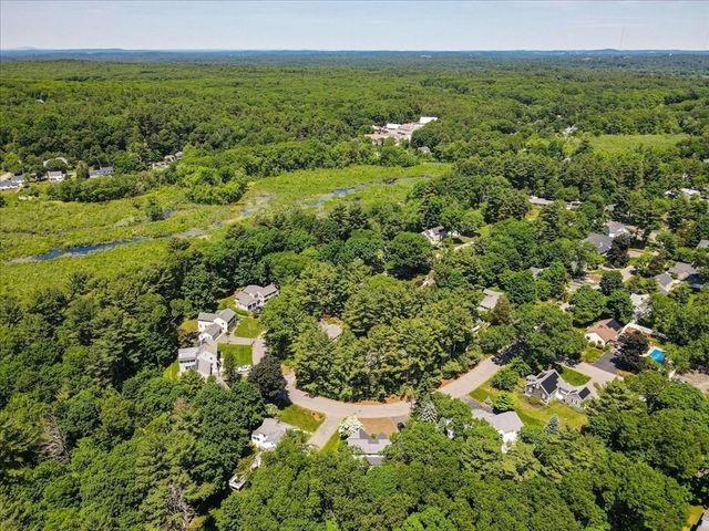 42 Birchtree Dr, Westwood, MA 02090