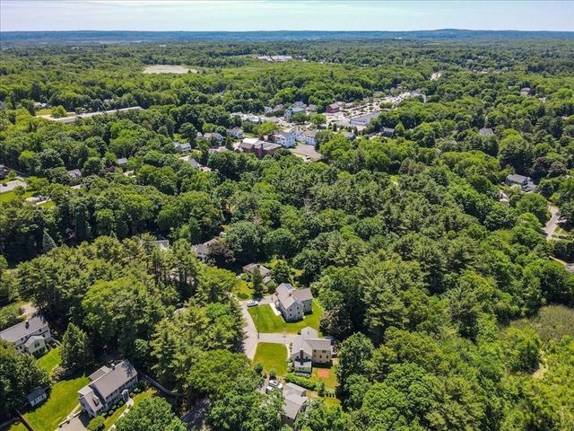 42 Birchtree Dr, Westwood, MA 02090