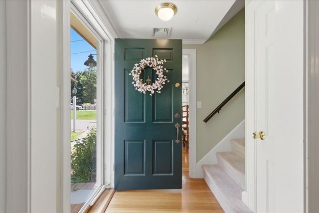 42 Birchtree Dr, Westwood, MA 02090