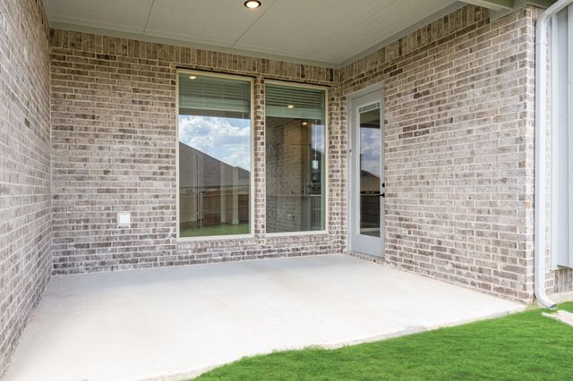 1028 Snowy Owl Drive, Alvarado, TX 76009