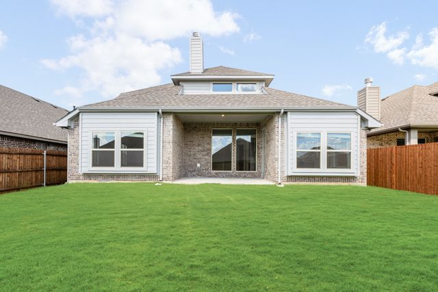 1028 Snowy Owl Drive, Alvarado, TX 76009