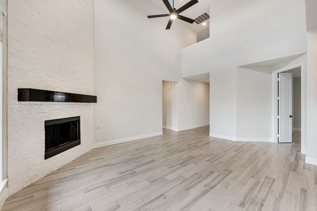1028 Snowy Owl Drive, Alvarado, TX 76009