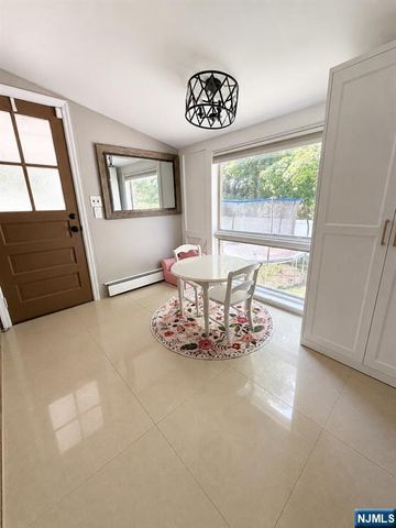 75 Lake Trail, Wayne, NJ 07470