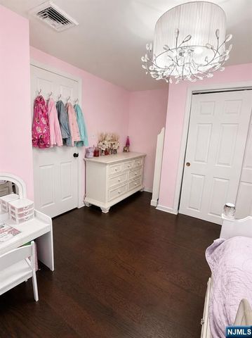 75 Lake Trail, Wayne, NJ 07470