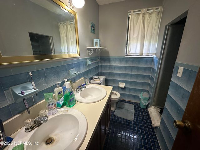 8657 PINE PARK Drive, Jacksonville, FL 32219