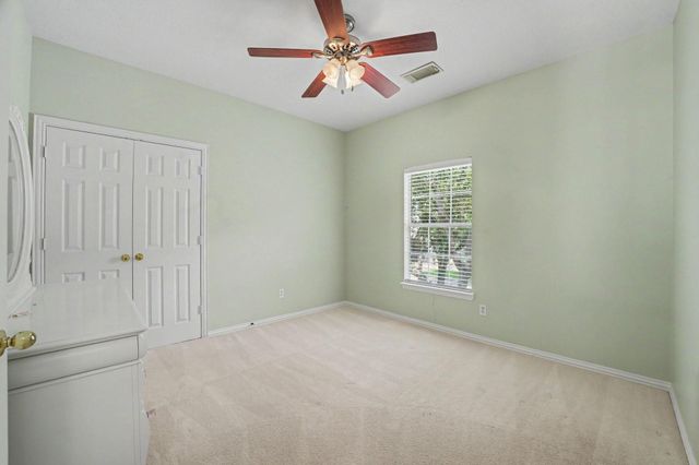 17303 Village Breeze Drive, Tomball, TX 77377