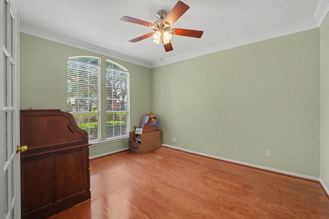 17303 Village Breeze Drive, Tomball, TX 77377