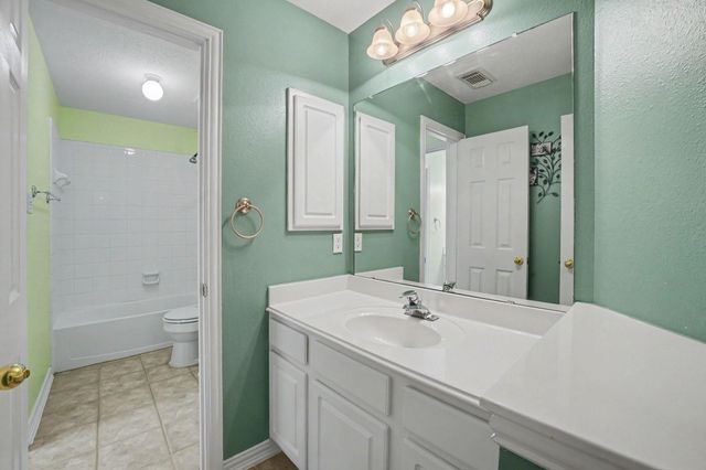 17303 Village Breeze Drive, Tomball, TX 77377
