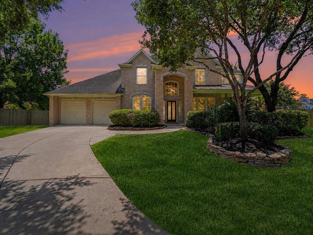 17303 Village Breeze Drive, Tomball, TX 77377