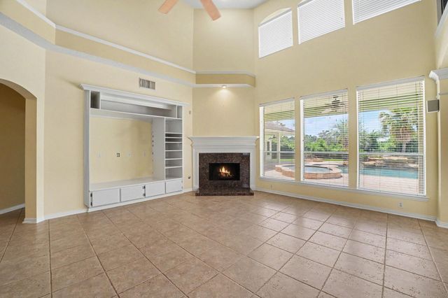 17303 Village Breeze Drive, Tomball, TX 77377