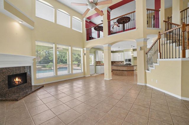 17303 Village Breeze Drive, Tomball, TX 77377