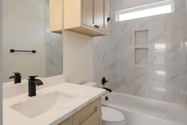 802.5 N Needmore Street, Athens, TX 75751