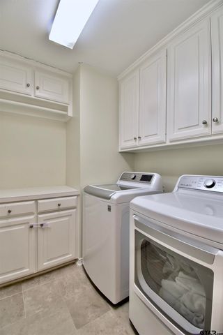 1406 Kingspark Dr, Tyler, TX 75703