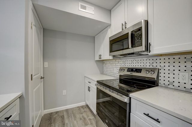 832 19TH ST NE #A, Washington, DC 20002