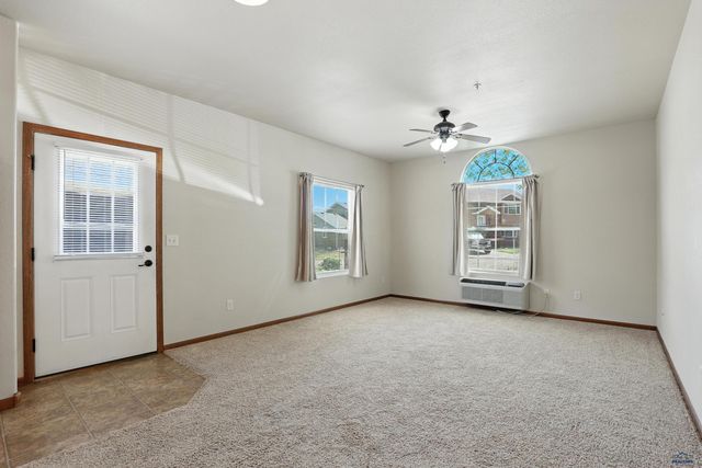 756 EARLEEN ST, Rapid City, SD 57701