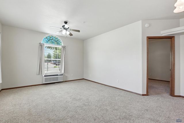756 EARLEEN ST, Rapid City, SD 57701