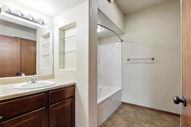 756 EARLEEN ST, Rapid City, SD 57701