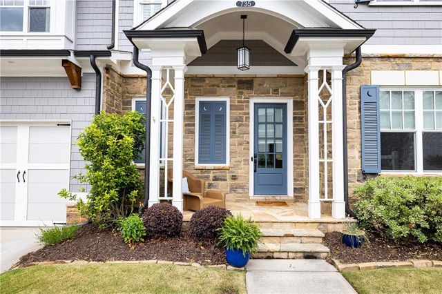 735 Belle Isle Drive, Alpharetta, GA 30009