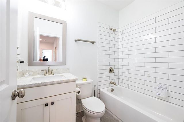 735 Belle Isle Drive, Alpharetta, GA 30009