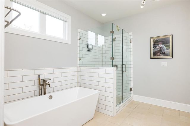 735 Belle Isle Drive, Alpharetta, GA 30009