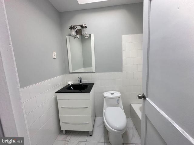 7273 BRADFORD ST, Philadelphia, PA 19149