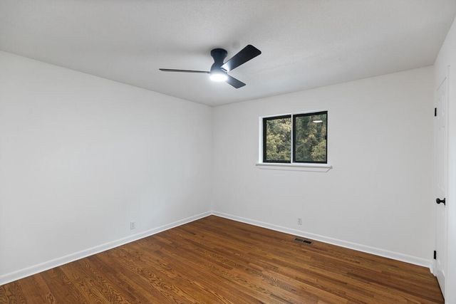 47 Crabtree Road, Rossville, GA 30741