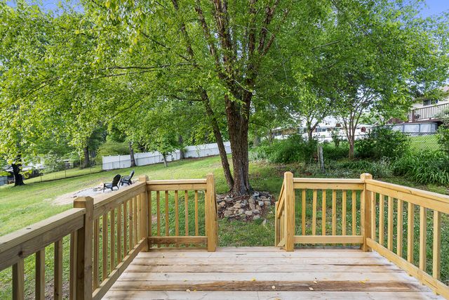 47 Crabtree Road, Rossville, GA 30741