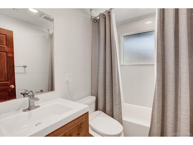 9581 Green Ct, Westminster, CO 80031