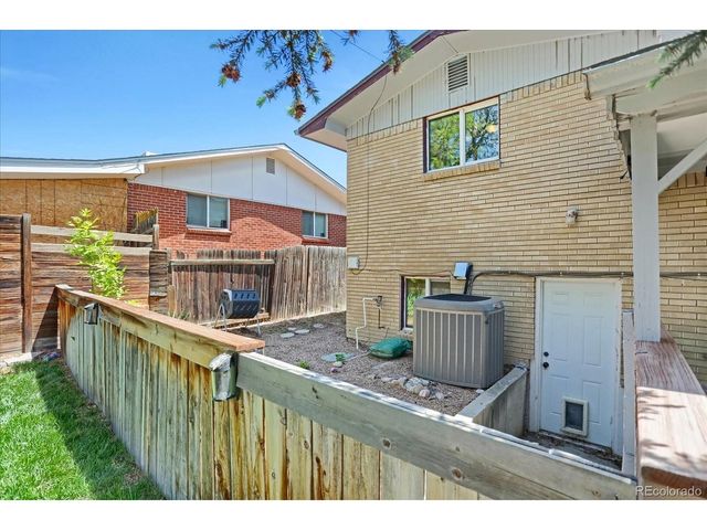 9581 Green Ct, Westminster, CO 80031