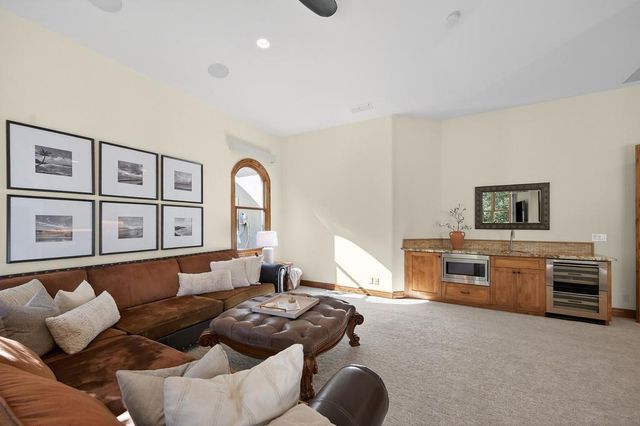 3684 Greenview Dr, El Dorado Hills, CA 95762