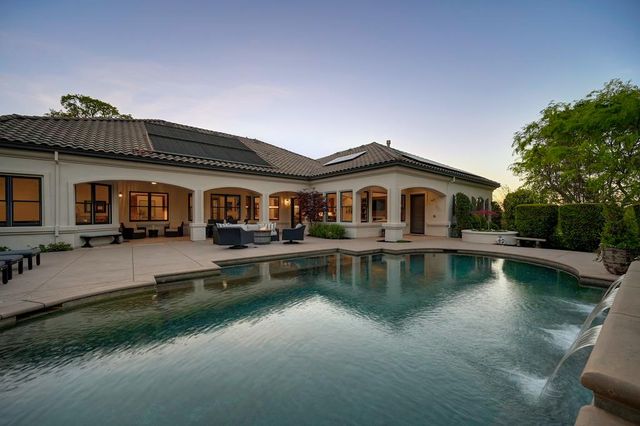 3684 Greenview Dr, El Dorado Hills, CA 95762