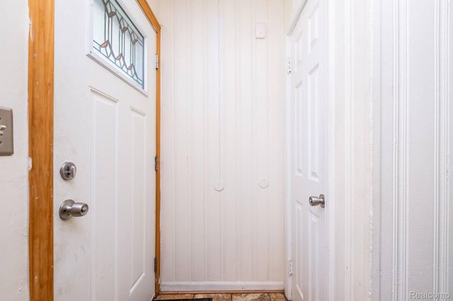 26536 PALMER Boulevard, Madison Heights, MI 48071