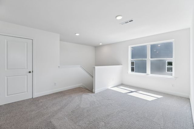 133 Dahlia Dr, La Vergne, TN 37086