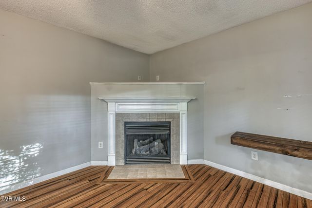 329 Chestnut Grove Church Road, Jonesborough, TN 37659