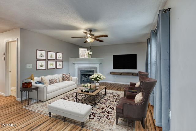 329 Chestnut Grove Church Road, Jonesborough, TN 37659