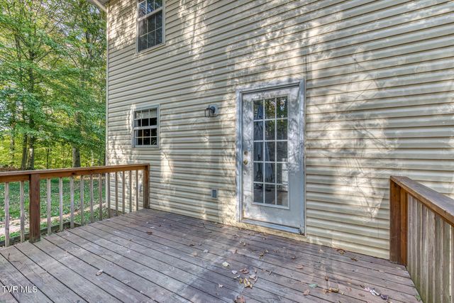 329 Chestnut Grove Church Road, Jonesborough, TN 37659