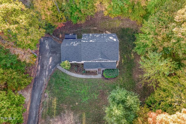 329 Chestnut Grove Church Road, Jonesborough, TN 37659